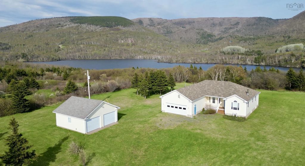 13540 Cabot Trail Road, Grand Étang