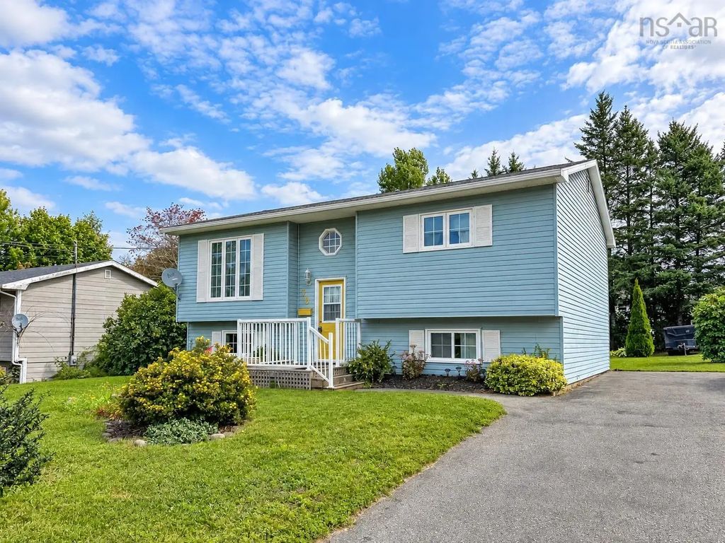 30 Sherry Avenue, Kentville