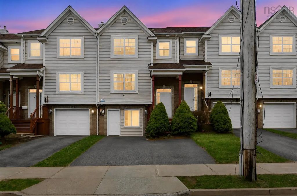 16 Prestwick Close, Halifax