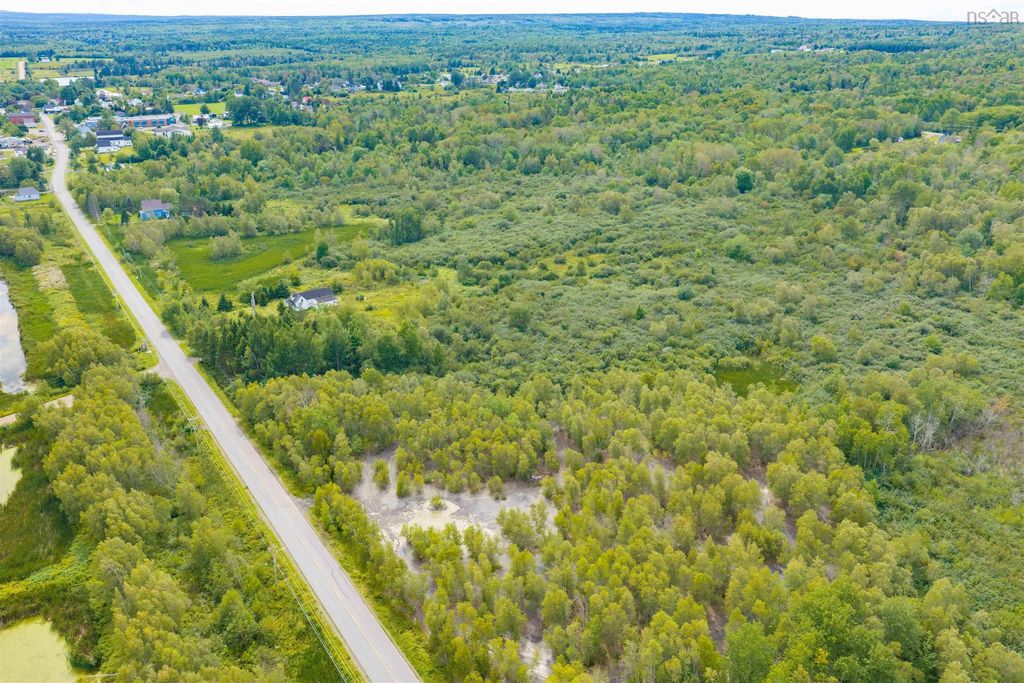 3113 Barronsfield Road, River Hebert