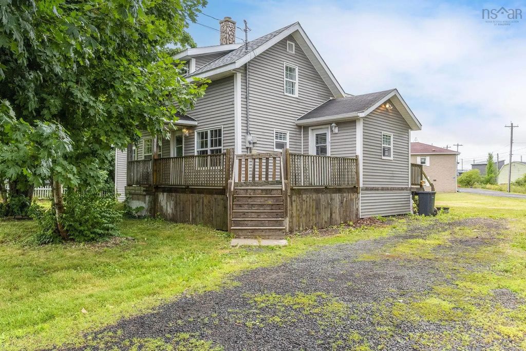 623 Main Street, Lawrencetown