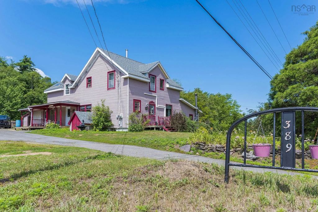389 Bentley Road, Rockland