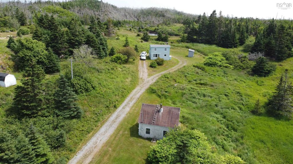 169 Havenside Road, Louisbourg