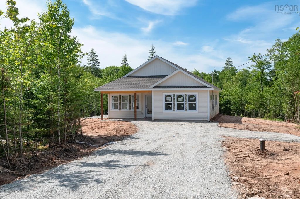 83 Maverick Lane, Devon