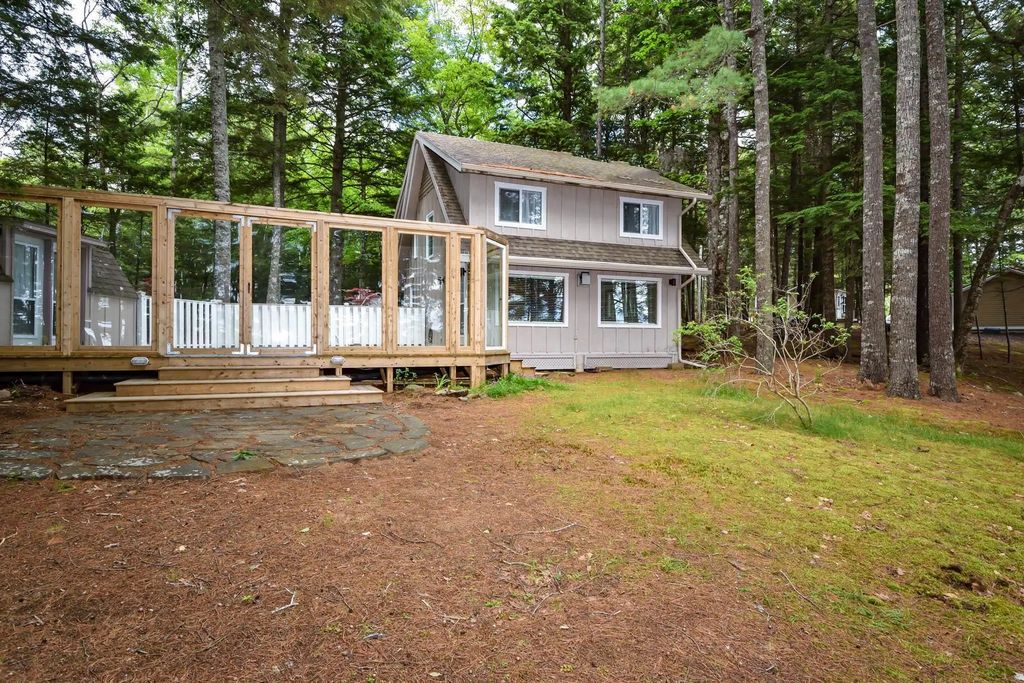 539 Canoe Island Road, Middle New Cornwall