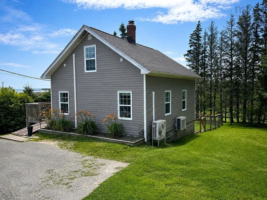 1833 Eastern Shore Road, West Berlin