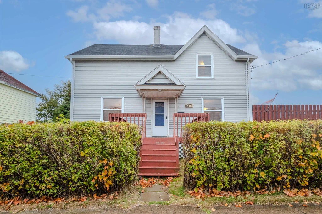 370 Hudson Street, New Waterford