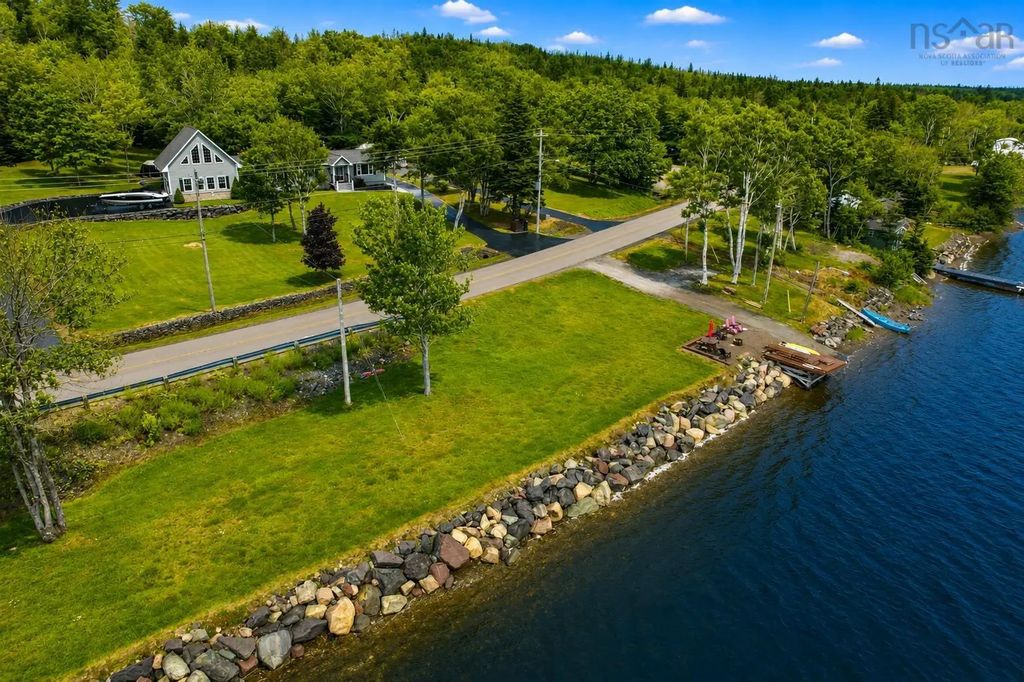 1774 Hillside Road, Marion Bridge