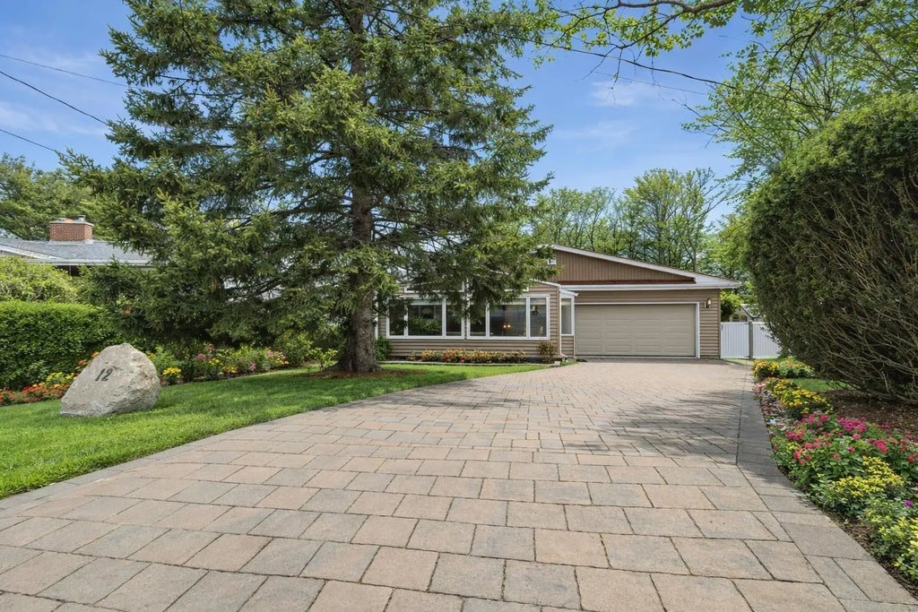 12 Canary Crescent, Halifax