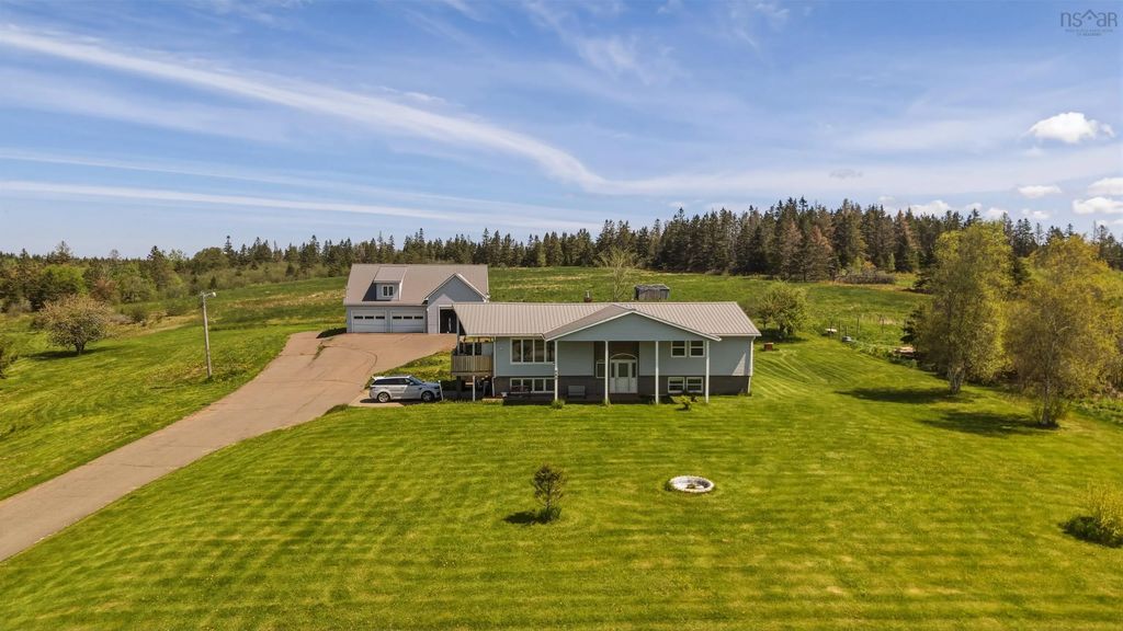 689 Old Greenfield Road, Greenfield