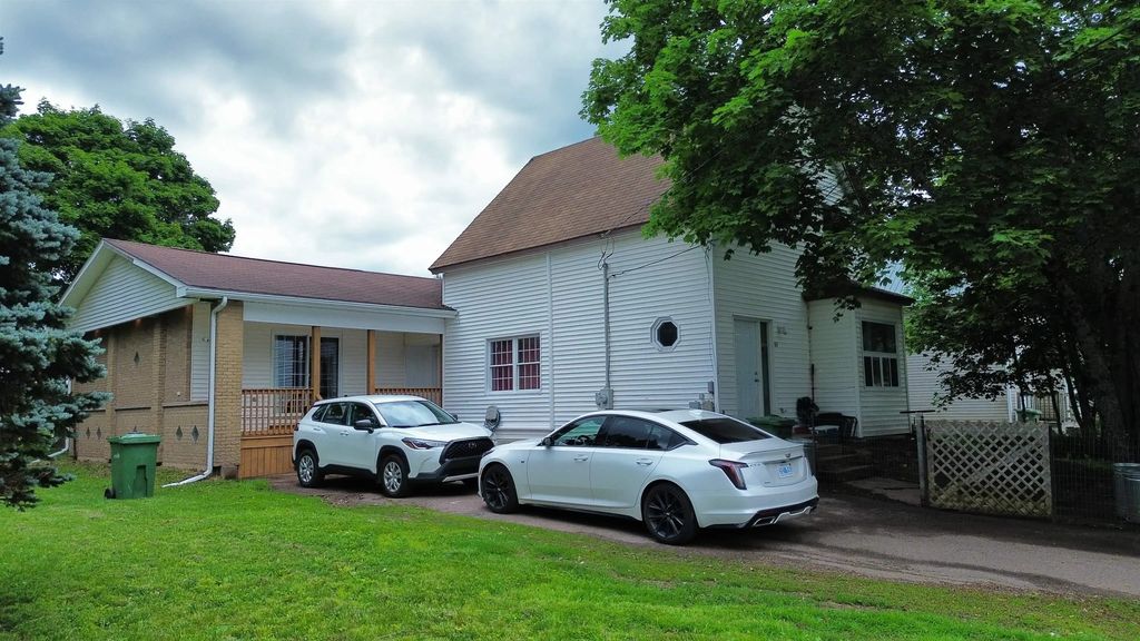 10 Morris Street, Springhill