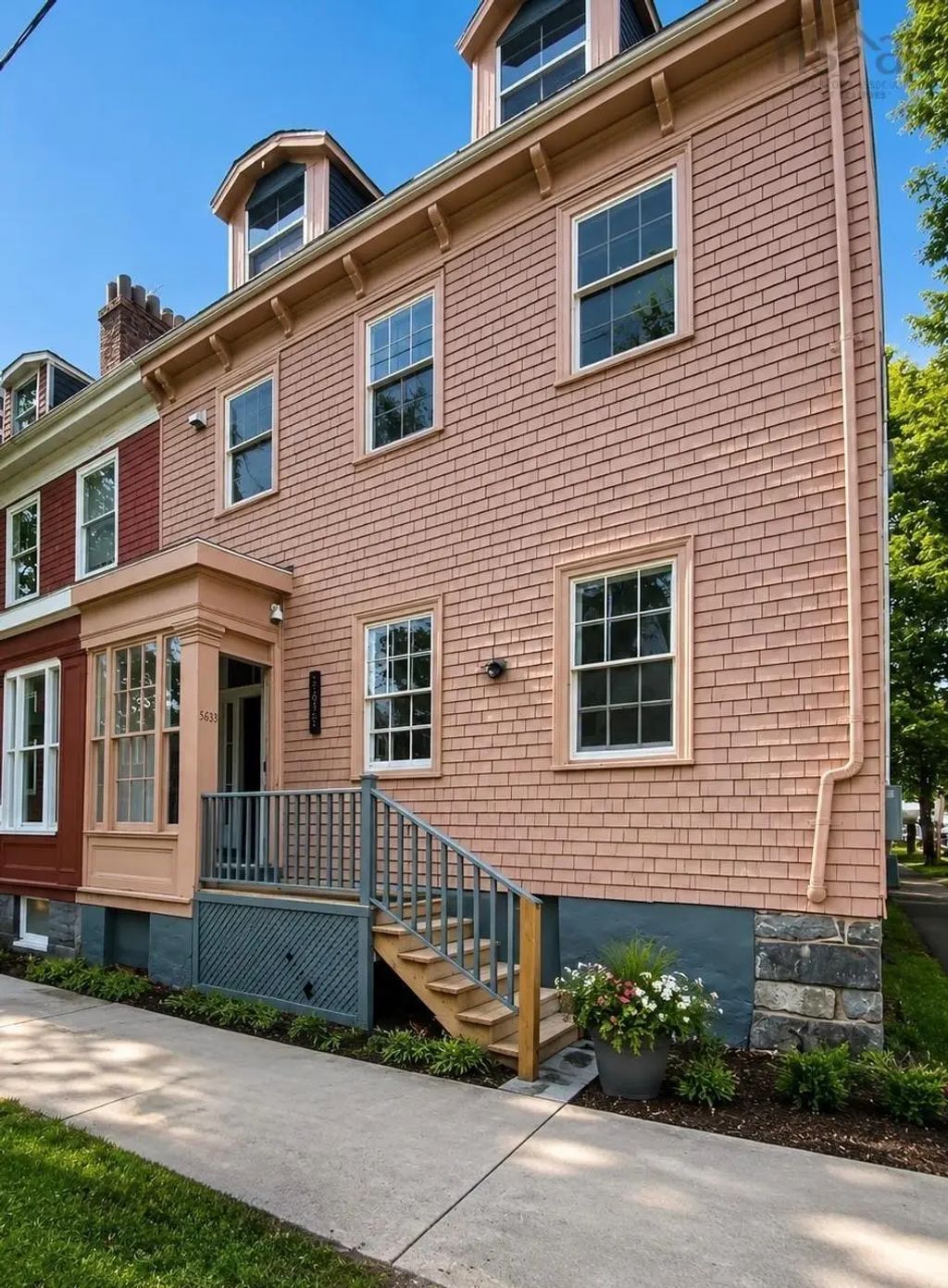 5633 Morris Street, Halifax