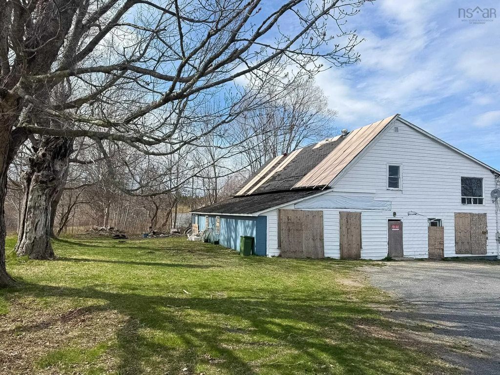 3413 Clementsvale Road, Clementsvale