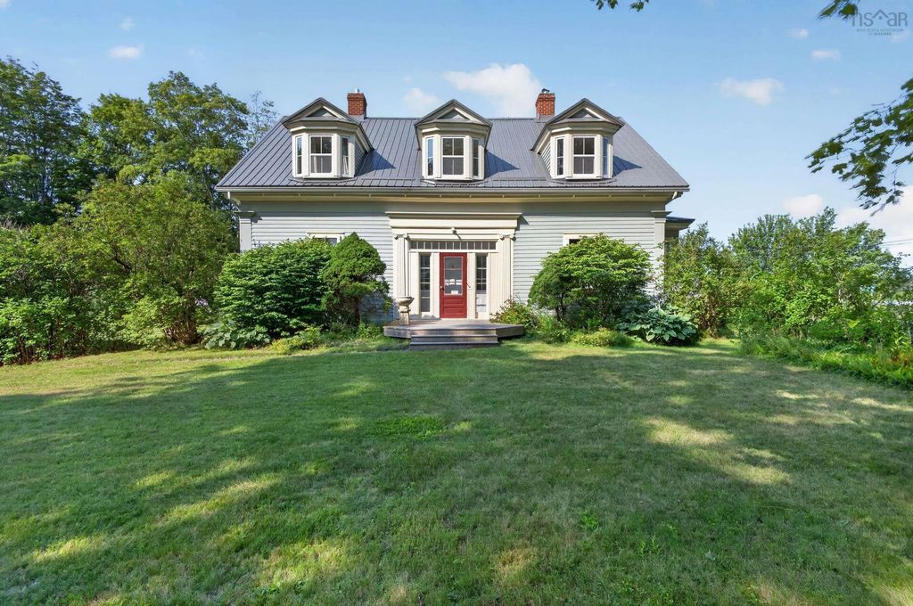 8480 Highway 2, Great Village