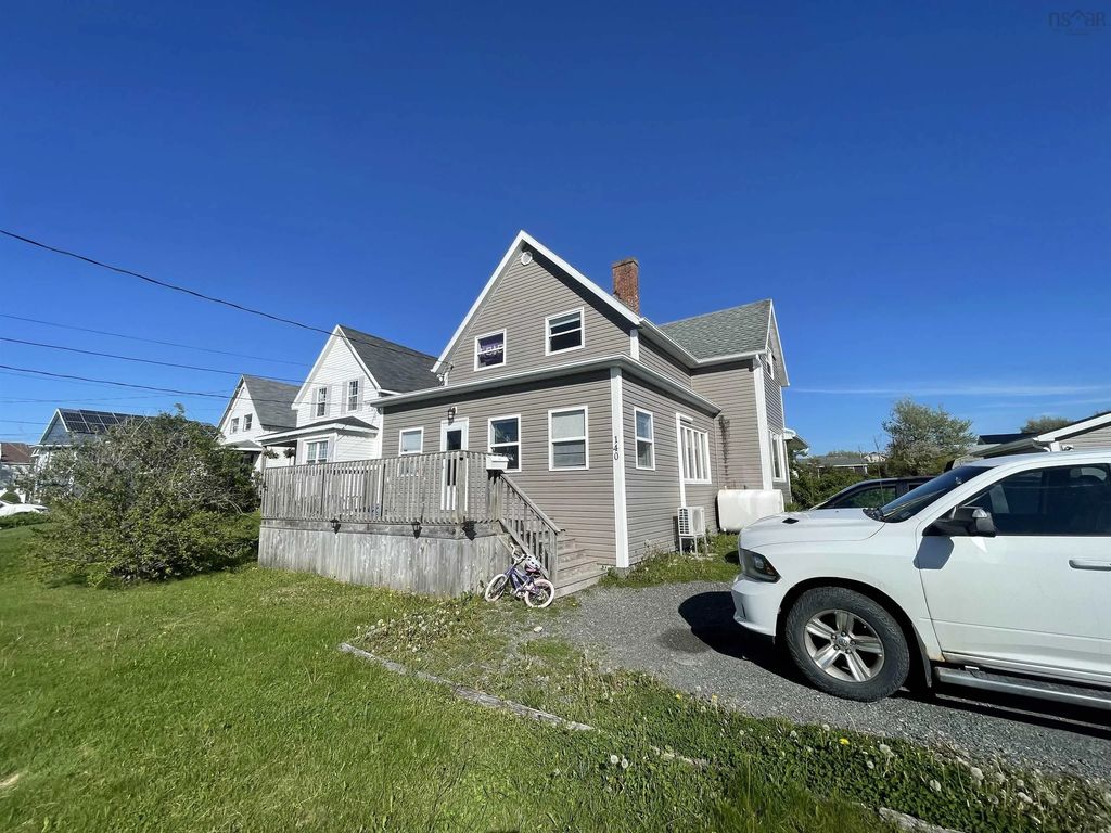 140 Blackett Street, Glace Bay