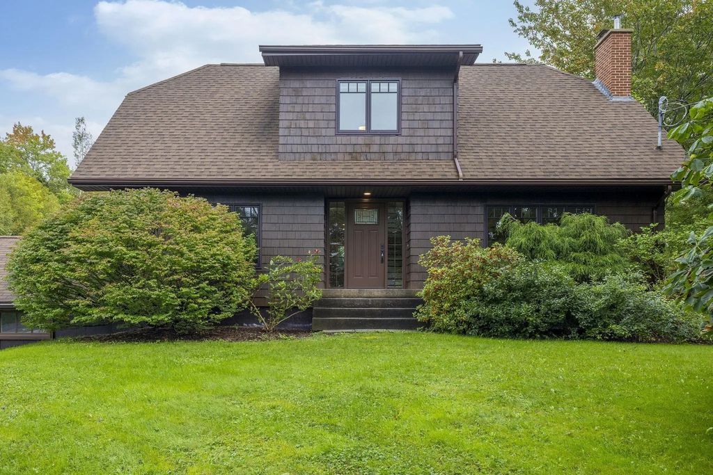 3764 East River East Side Road, Churchville