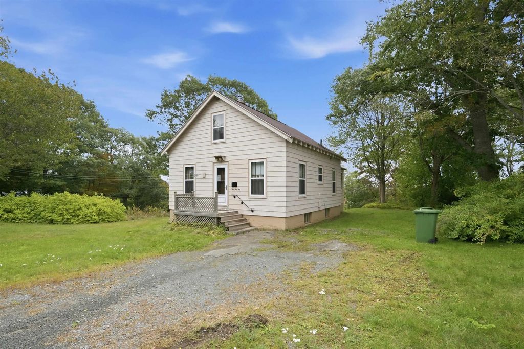 4 Holland Avenue, Bedford