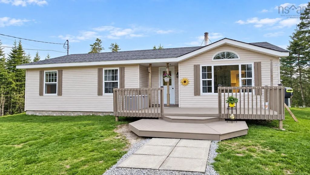 1987 330 Highway, Newellton