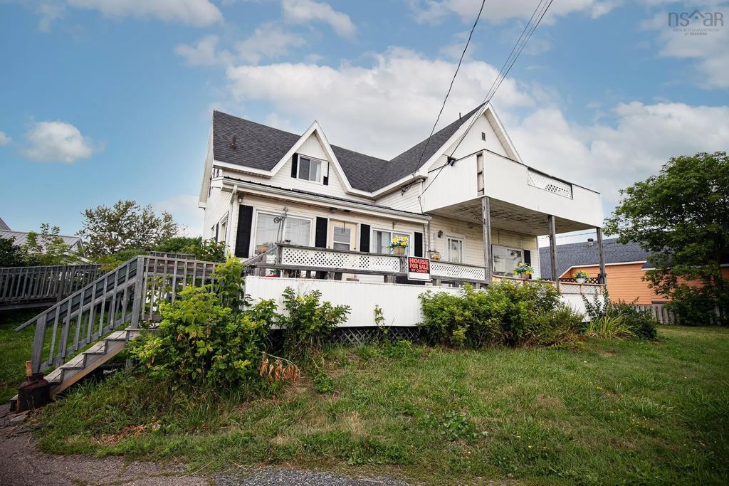 10307 Durham Street, Pugwash