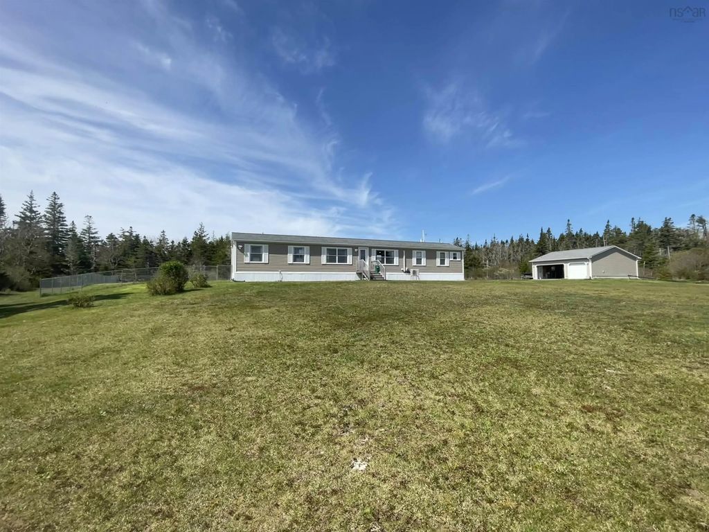 1771 Port Latour Road, Reynoldscroft