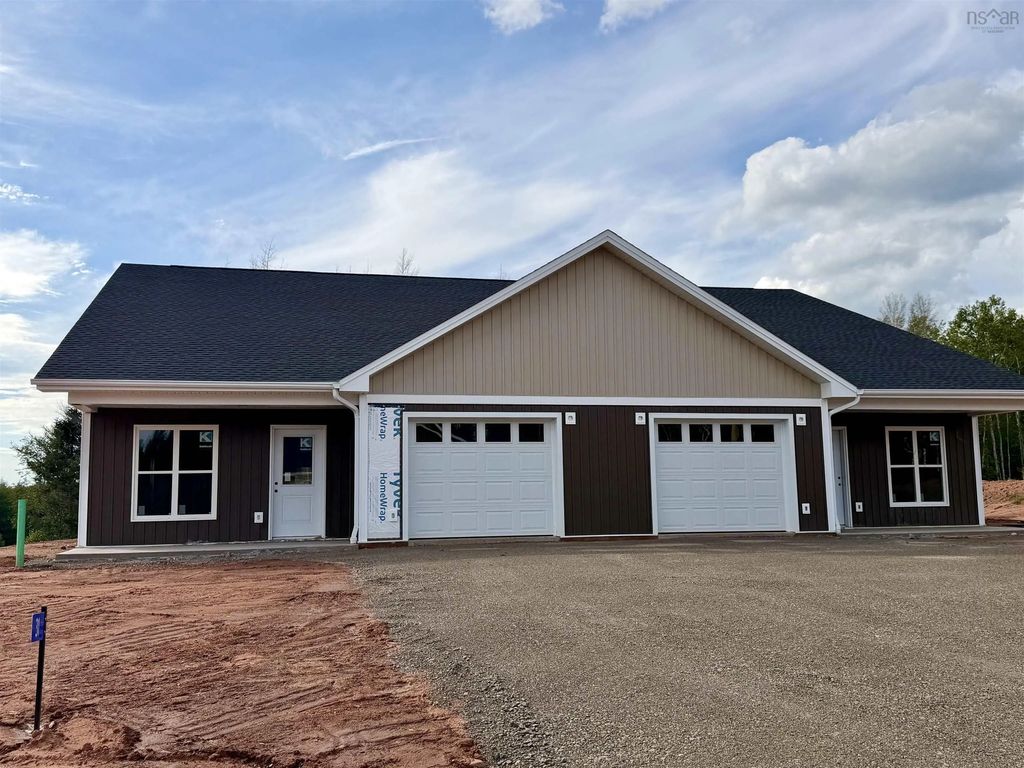 33 Longview Drive, North River