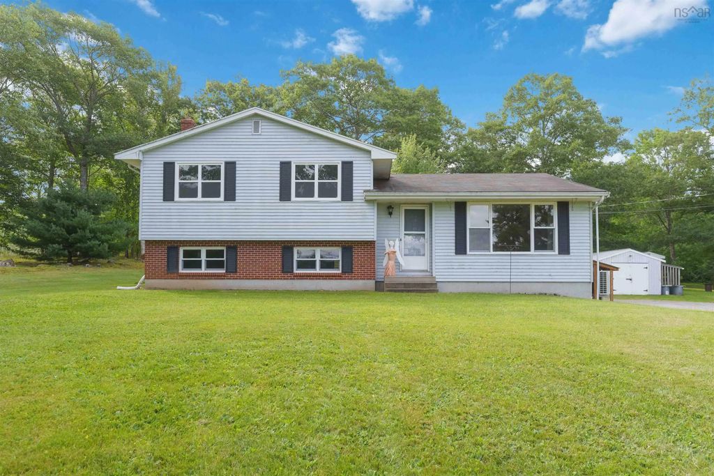 202 Windsor Back Road, Martock