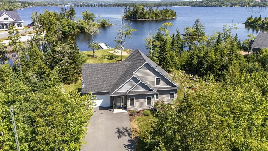 3 Fiddlehead, Porters Lake