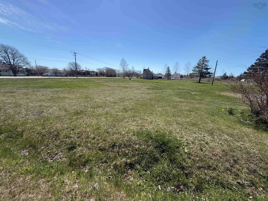 1800 335 Highway, Lower West Pubnico