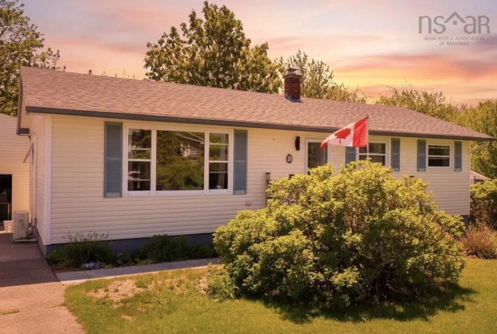 18 Oak Crescent, Port Hawkesbury