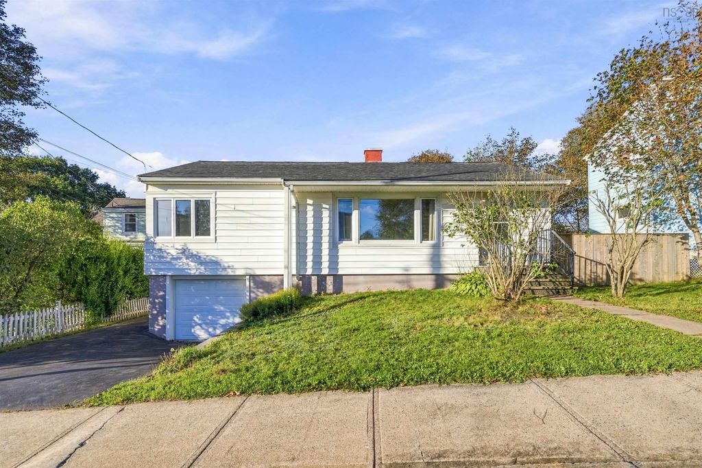 6881 Vaughan Avenue, Halifax