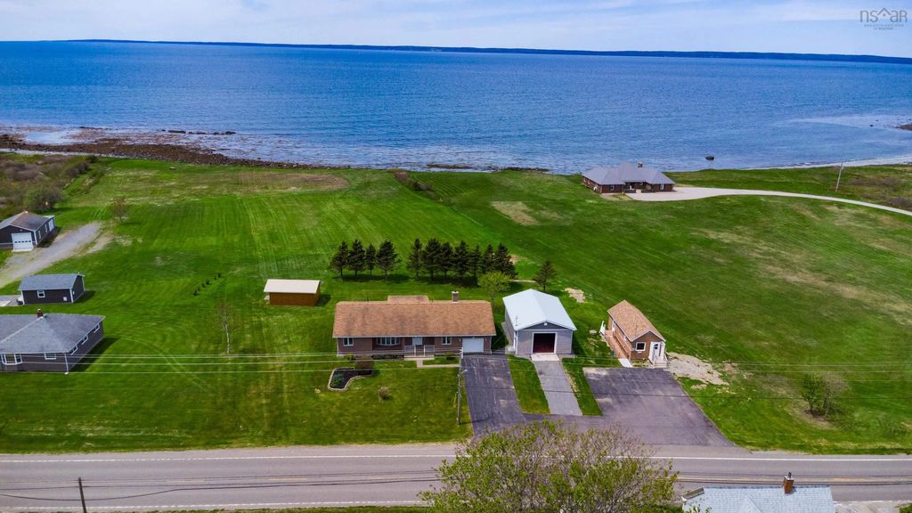 1285 Highway 1, Little Brook