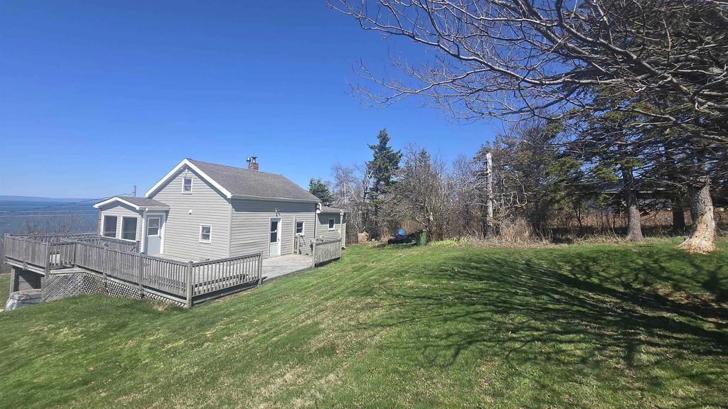 22 Pent Road, Harbourville