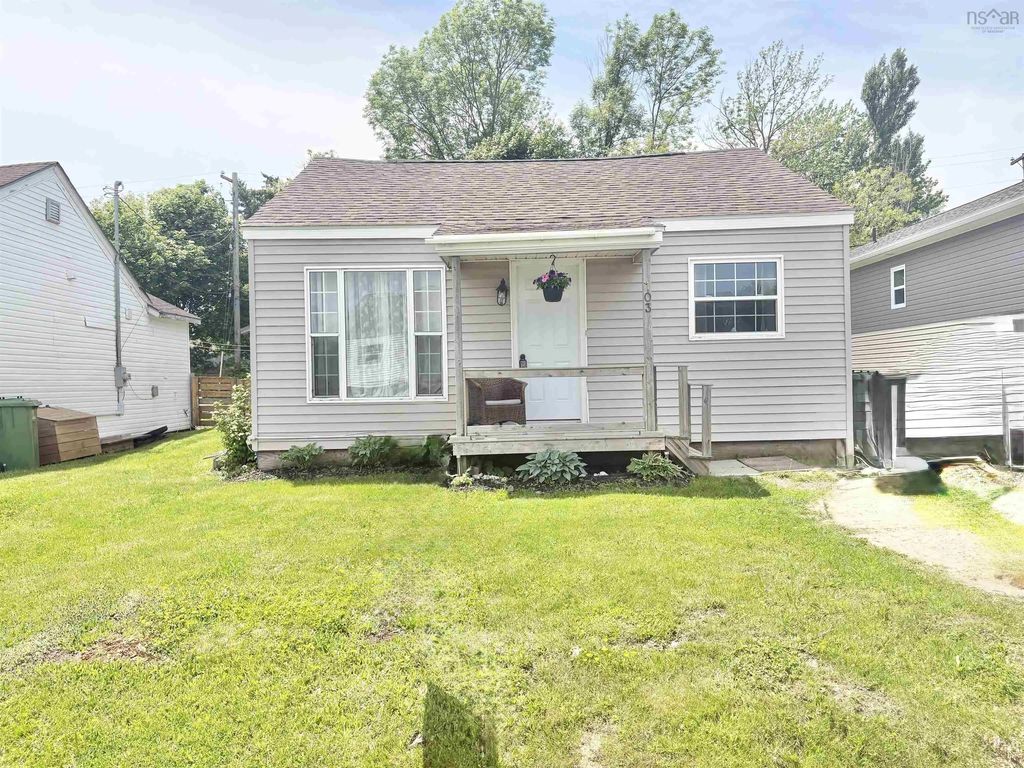 103 Cedar Street, Pictou