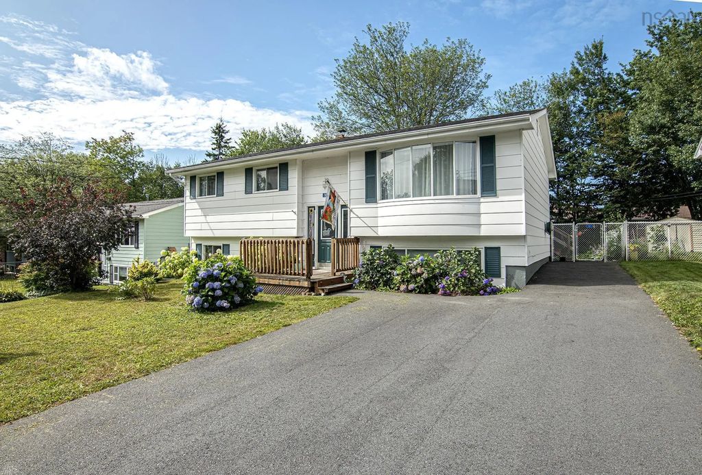1653 Riverside Drive, Lower Sackville