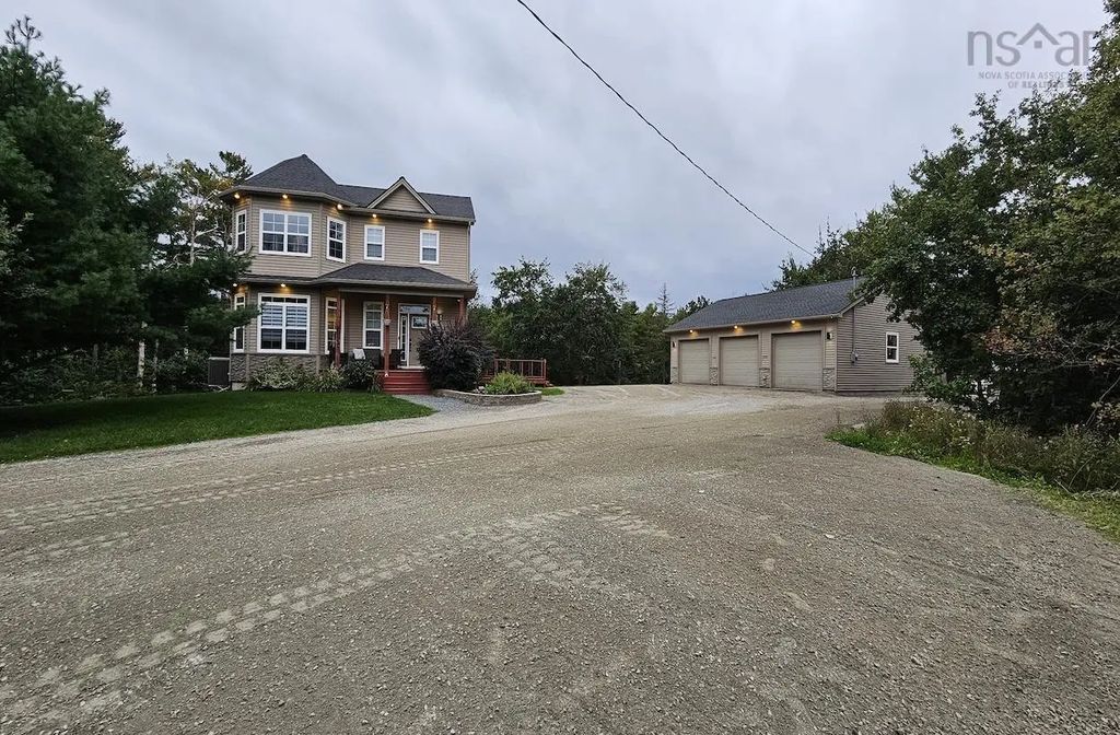 612 Highway 1, Mount Uniacke