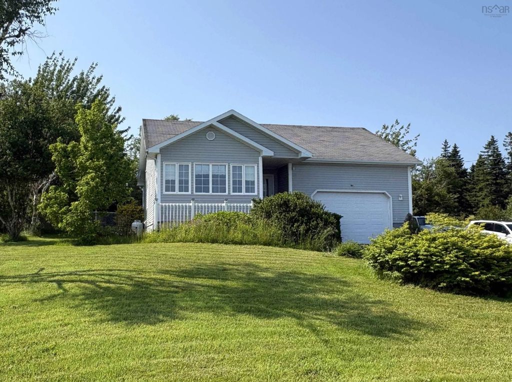 454 Hillside Boularderie Road, Groves Point