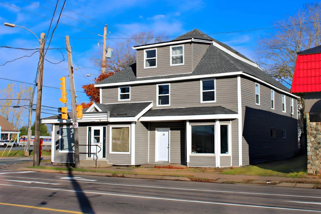 1 Queen Street, Truro