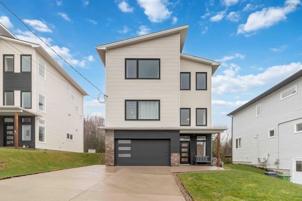 98 Angler Drive, Herring Cove