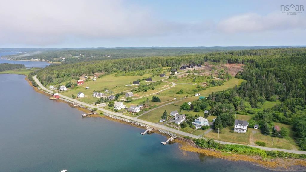 6 Highway 332, Riverport