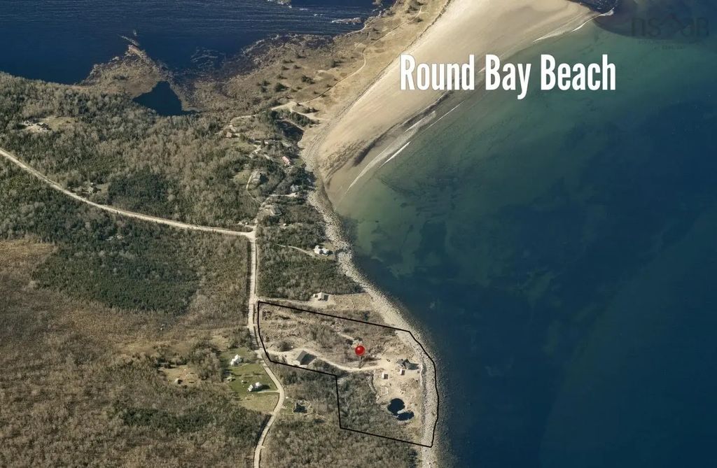176 Round Bay Ferry Road, Round Bay