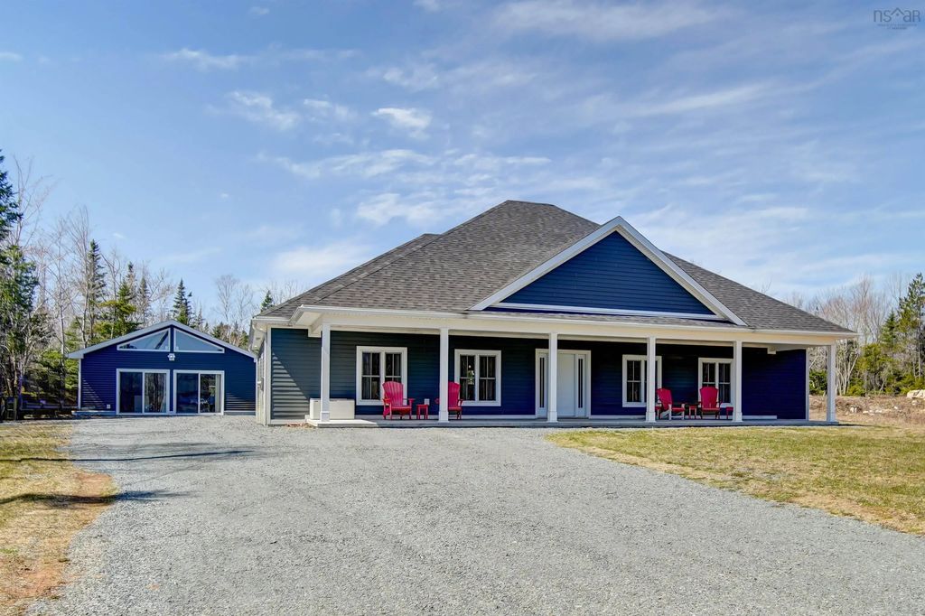 149 & 151 Silver Birch Drive, Hubley