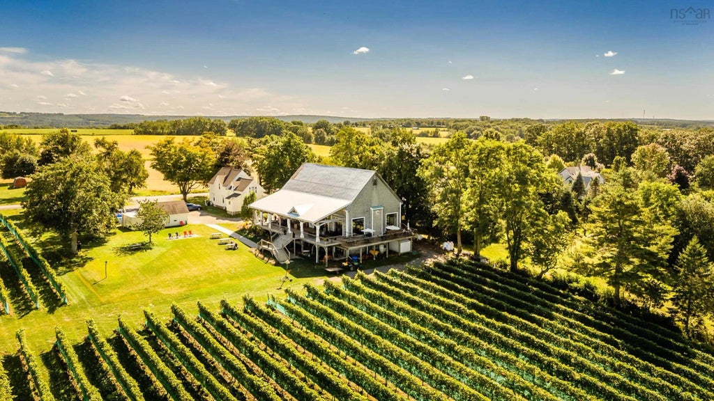 1441 Church Street, Port Williams