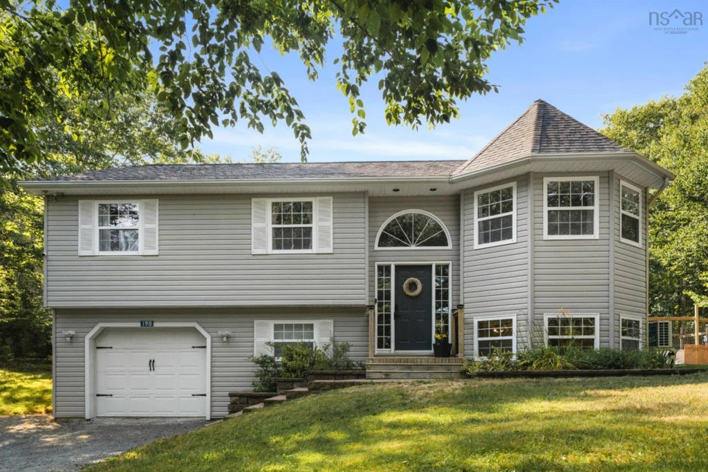 198 Tattenham Crescent, Hammonds Plains