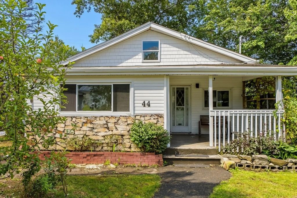 44 Courtney Road, Dartmouth