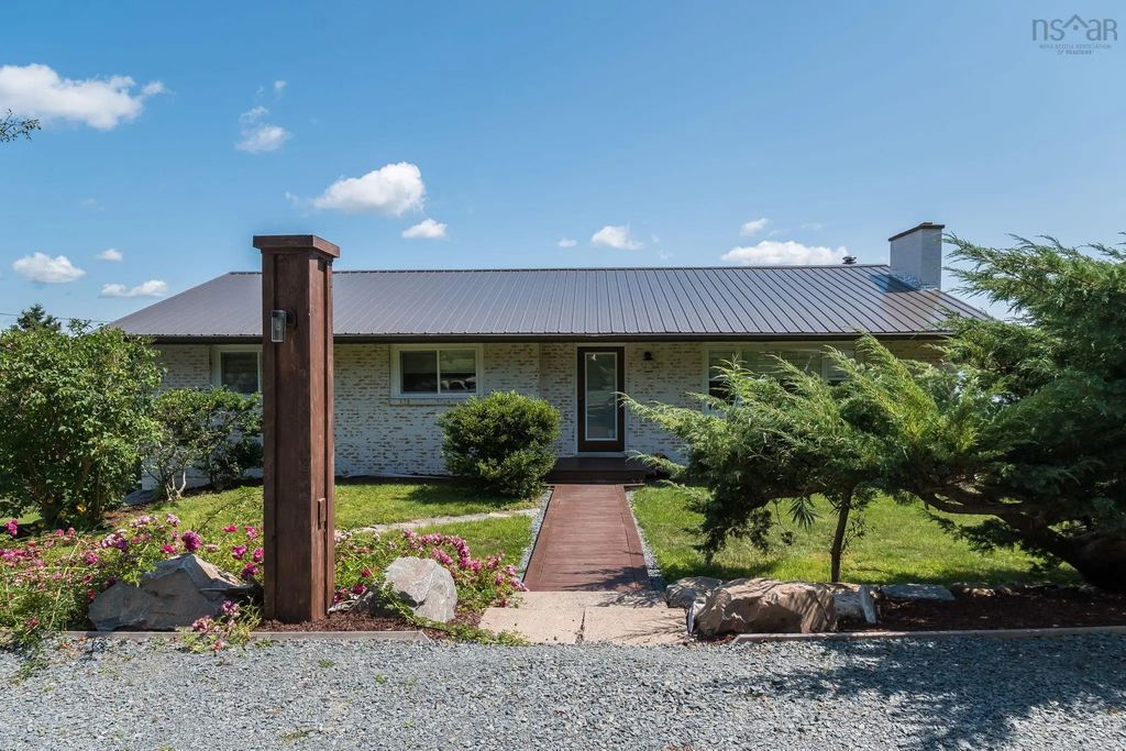 158 West Lawrencetown Road, Lawrencetown