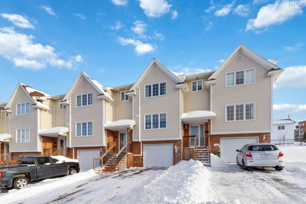 92 Russell Lake Drive, Dartmouth