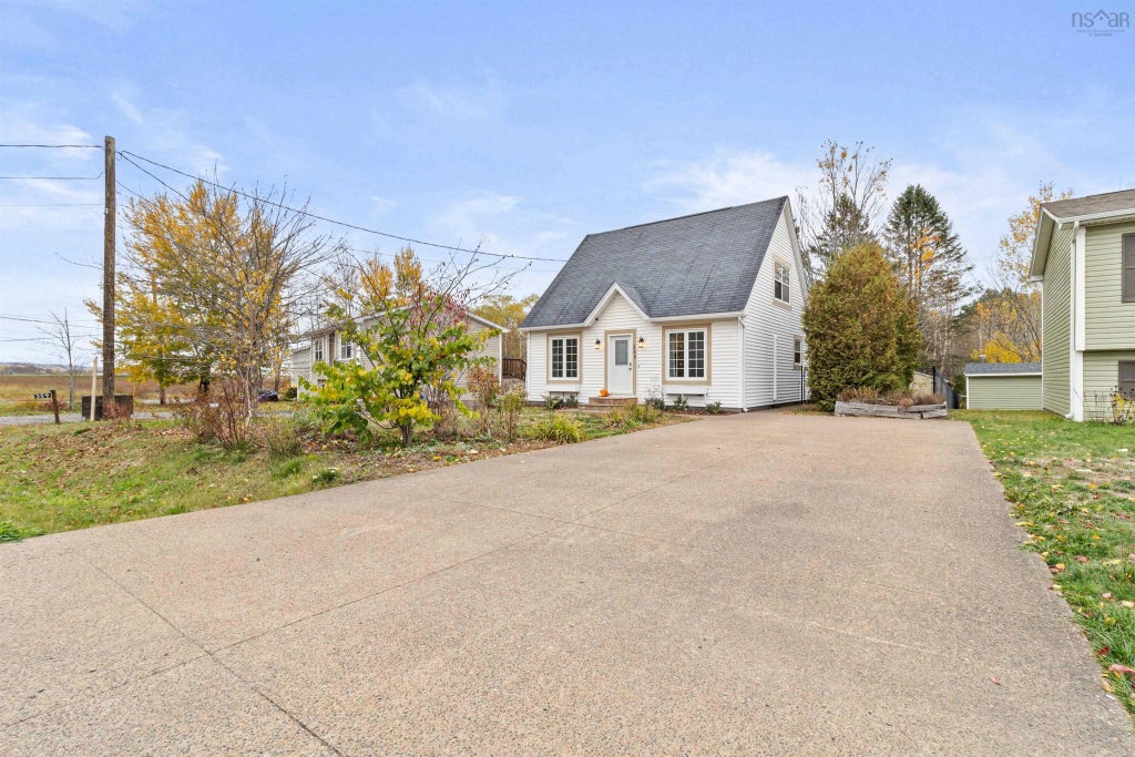 355 Nichols Avenue, North Kentville