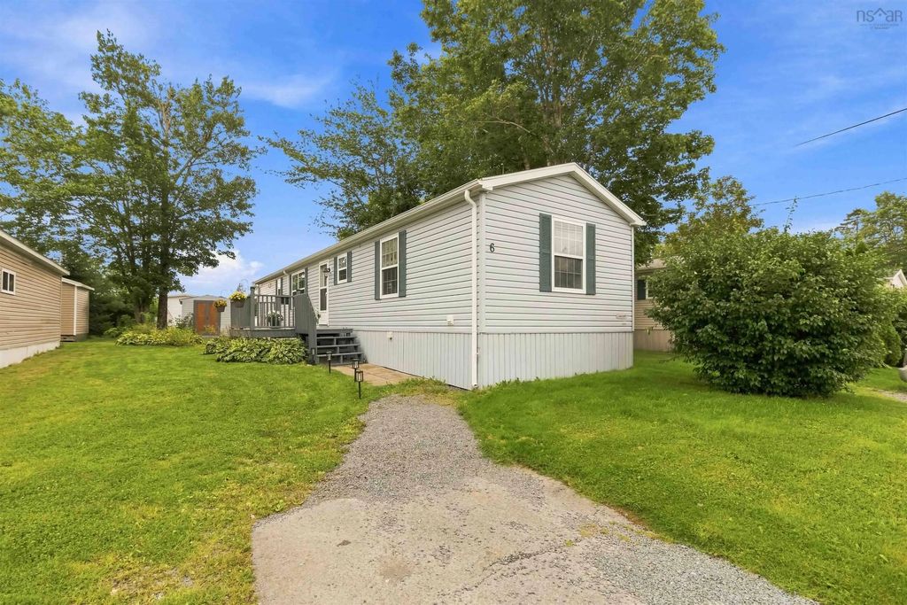 6 Commodore Avenue, Middle Sackville