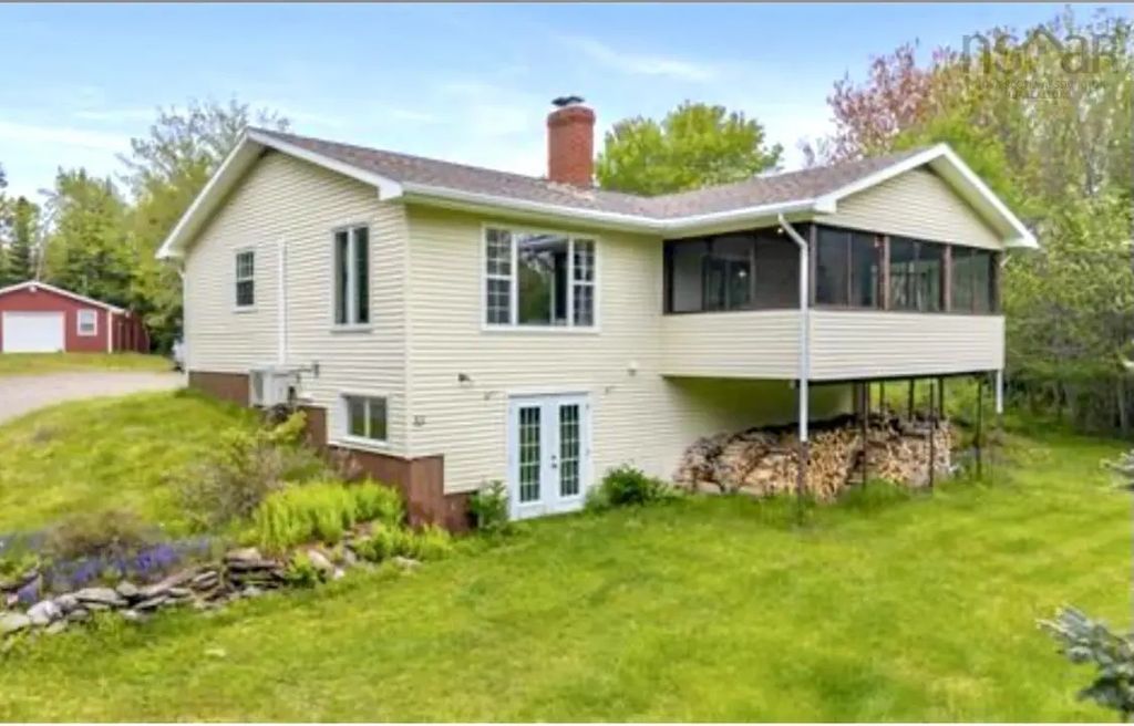 45 Hospital Road, Sherbrooke