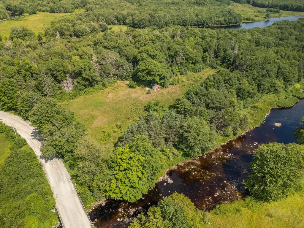 679 Gray Road, East Kemptville